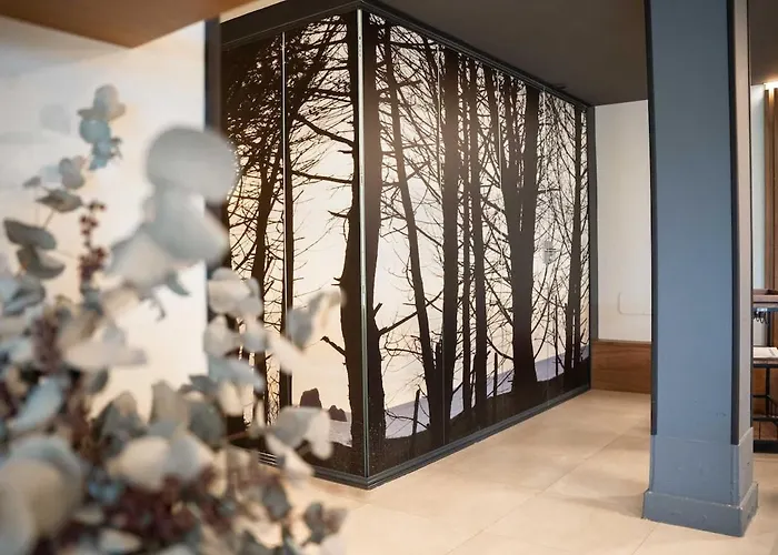 Mom Portilla Vila Oruna