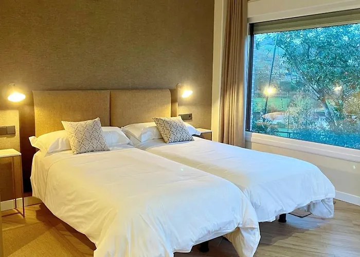 Mom Portilla Vila Oruna